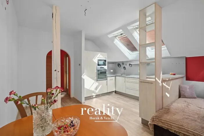 Prodej restaurace, Dobšice, Lahoferova, 797 m2