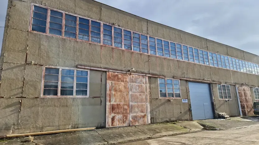 Pronájem výrobních prostor, Znojmo, Dobšická, 905 m2