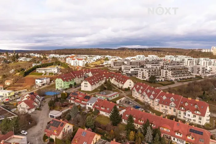 Prodej bytu 1+kk, Brno, Högrova, 37 m2