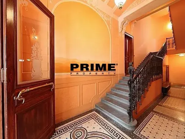 Pronájem bytu 4+1, Praha - Staré Město, Pařížská, 151 m2