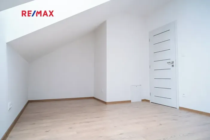 Prodej rodinného domu, Chlumec nad Cidlinou, 80 m2