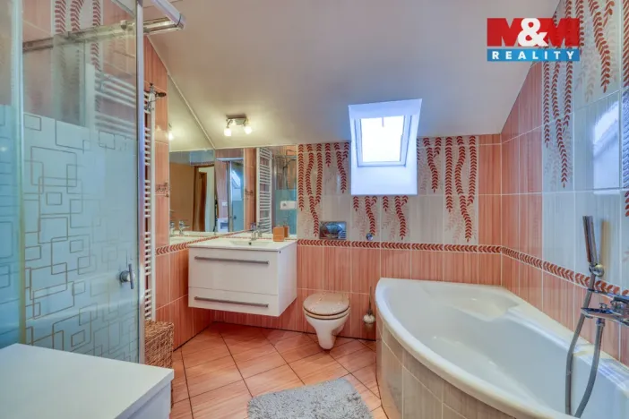 Prodej rodinného domu, Kožlí, 239 m2