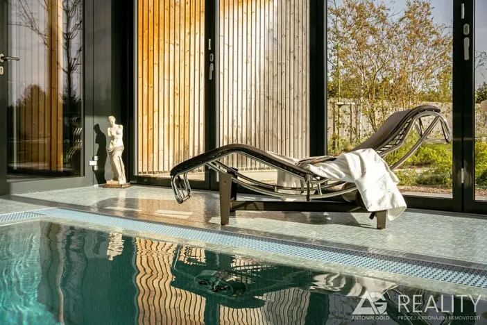 Prodej vícegeneračního domu, Ladná, Ovčačky, 407 m2