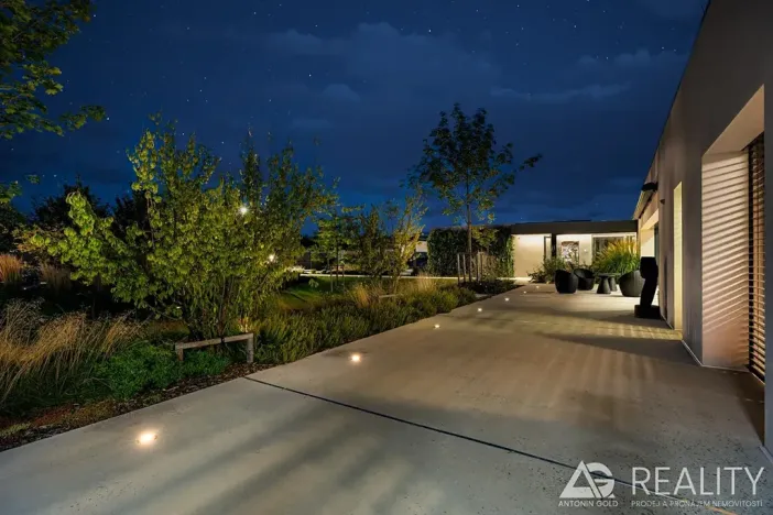 Prodej vícegeneračního domu, Ladná, Ovčačky, 407 m2