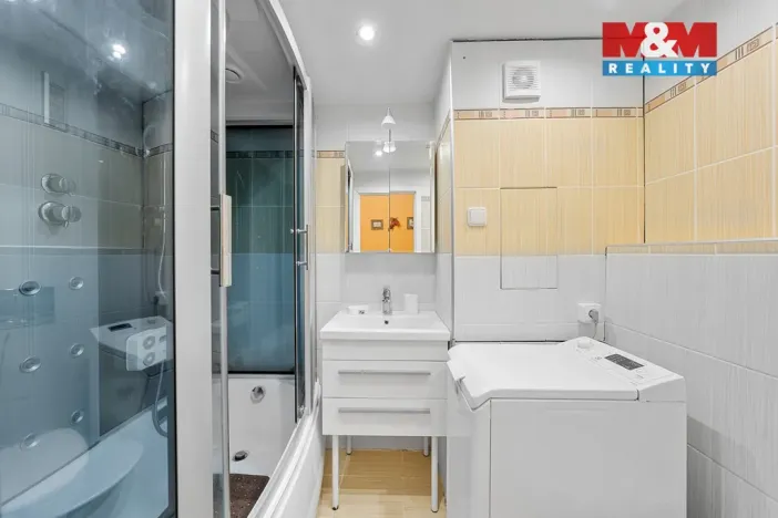 Prodej bytu 2+1, Děčín - Děčín III-Staré Město, Žerotínova, 60 m2