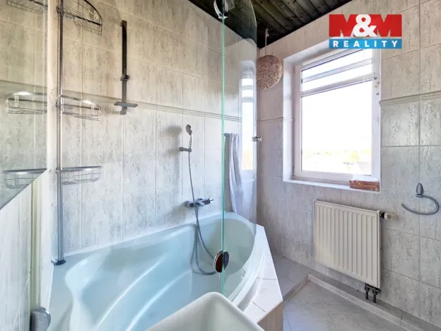 Prodej bytu 3+kk, Hradec Králové, Na Občinách, 106 m2