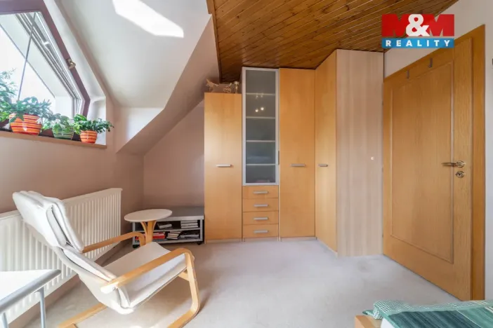 Prodej rodinného domu, Benecko, 224 m2