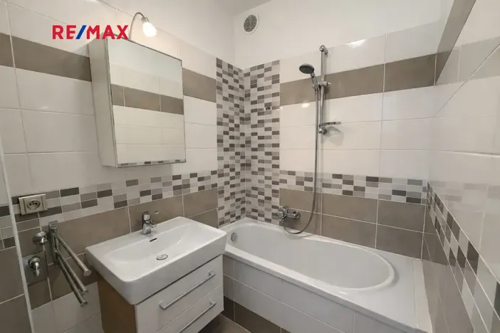 Pronájem bytu 2+1, Praha - Krč, Přechodní, 59 m2