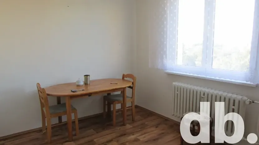 Pronájem bytu 2+1, Karlovy Vary, Krymská, 51 m2