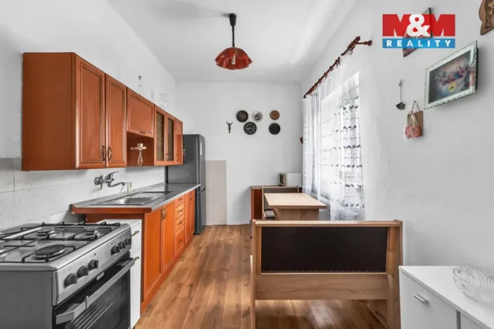 Prodej rodinného domu, Lomnice nad Popelkou, Josefa Jana Fučíka, 122 m2