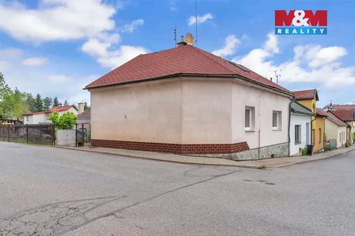 Prodej rodinného domu, Lomnice nad Popelkou, Josefa Jana Fučíka, 122 m2