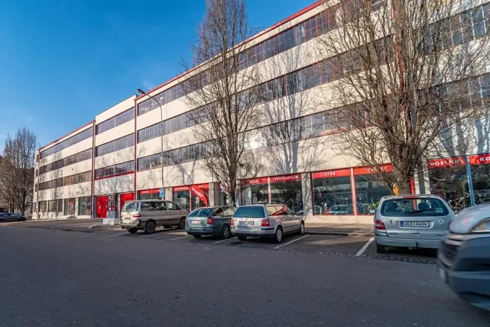 Pronájem komerční nemovitosti, Hradec Králové, náměstí 5. května, 16 m2