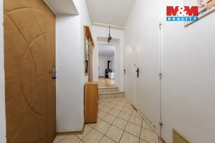 Prodej rodinného domu, Cheb, Kostelní náměstí, 148 m2