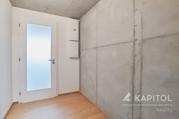 Prodej bytu 2+kk, Praha - Vysočany, Kolbenova, 77 m2