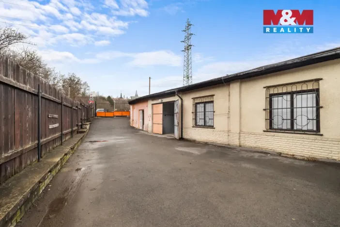 Prodej výrobních prostor, Kladno, Tuchoraz, 333 m2