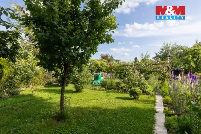 Prodej rodinného domu, Kravaře, Náměstí, 180 m2