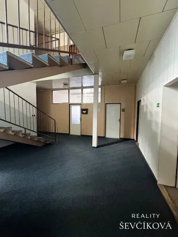 Pronájem kanceláře, Hradec Králové, Ječná, 18 m2