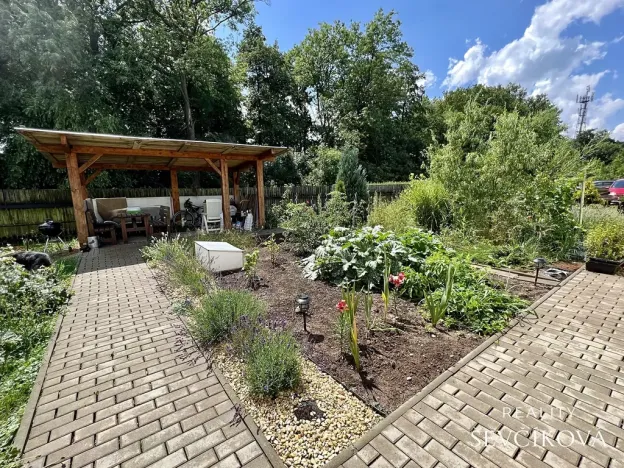 Pronájem bytu 2+kk, Libišany, 40 m2