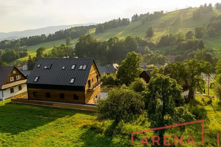 Prodej chalupy, Staré Město, 300 m2