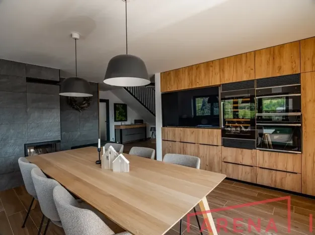 Prodej chalupy, Staré Město, 300 m2