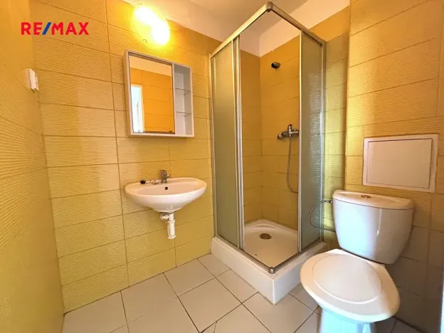 Pronájem bytu 1+kk, Plzeň, Skvrňanská, 30 m2