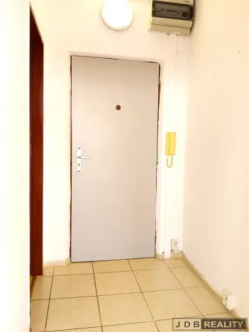 Pronájem bytu 1+1, Roudnice nad Labem, Alej 17. listopadu, 28 m2