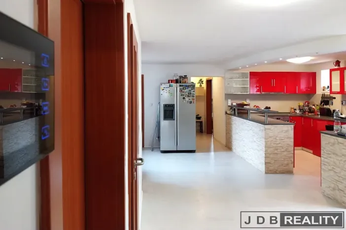 Prodej rodinného domu, Mělník, 147 m2