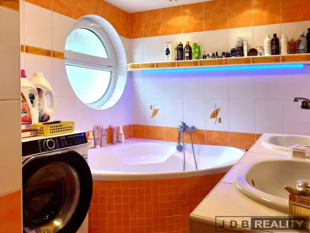 Prodej rodinného domu, Mělník, 147 m2