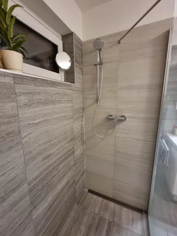 Pronájem bytu 2+kk, Liberec - Liberec III-Jeřáb, U Nisy, 65 m2