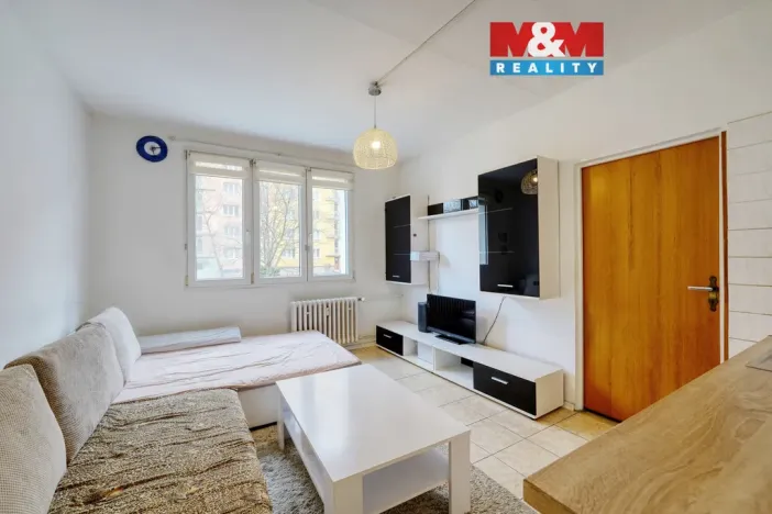 Prodej bytu 1+1, Plzeň - Skvrňany, Křimická, 36 m2