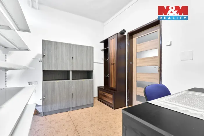 Pronájem obchodního prostoru, Ostrov, Lidická, 120 m2