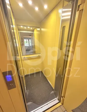 Prodej bytu 3+1, Jeseník, Dukelská, 78 m2