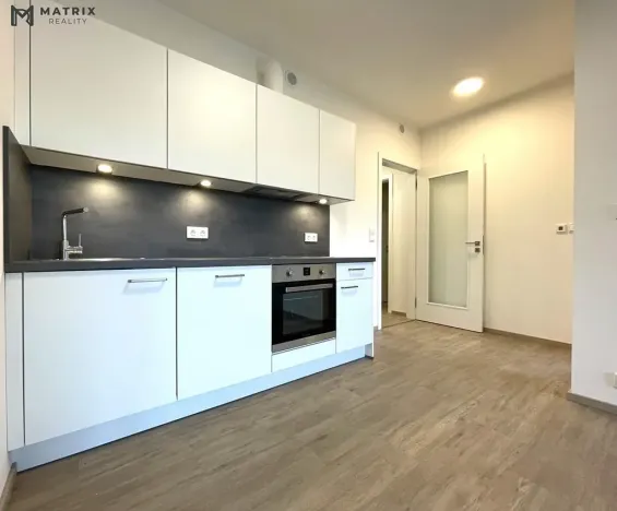 Pronájem bytu 2+kk, Praha - Libeň, Primátorská, 58 m2