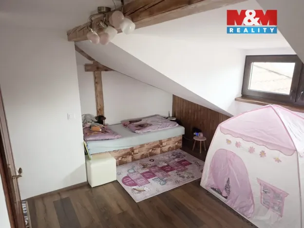 Prodej rodinného domu, Zašová, 228 m2