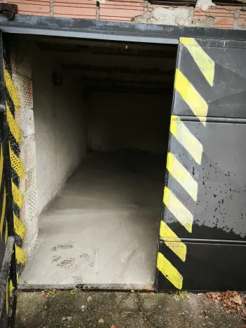 Pronájem ostatní, Holovousy