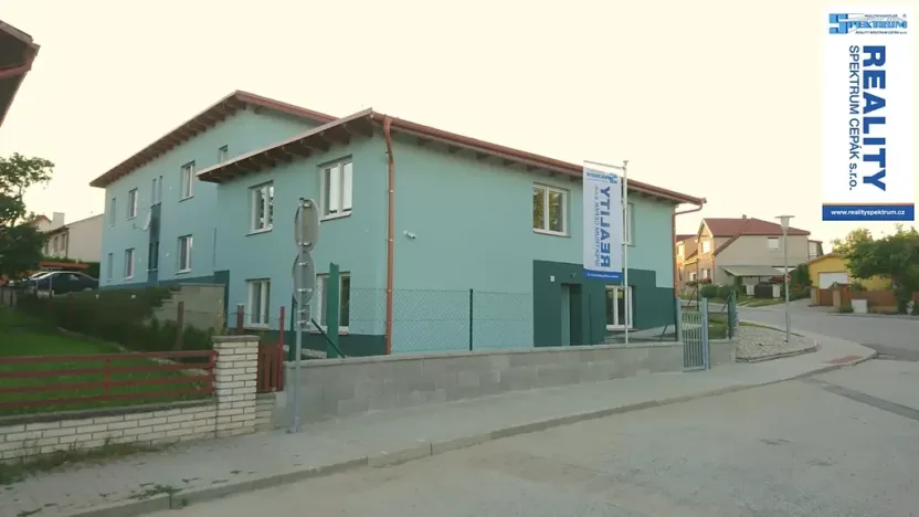 Pronájem bytu 2+kk, Kamenný Újezd, 5. května, 43 m2