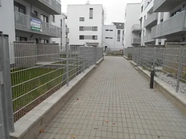 Prodej bytu 1+kk, Praha - Uhříněves, náměstí Bratří Jandusů, 35 m2