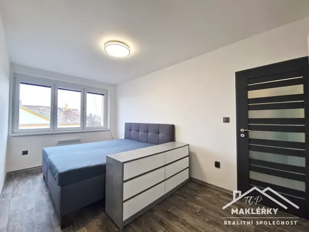 Pronájem bytu 2+kk, Plaňany, Tylova, 40 m2