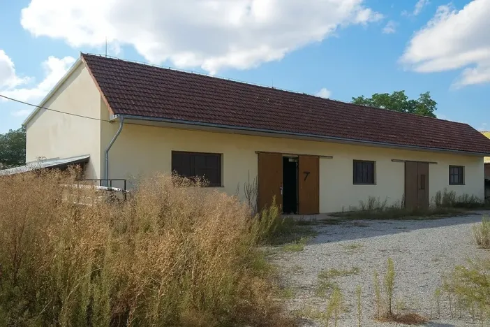 Dražba výrobních prostor, Městec Králové, Palackého, 1826 m2