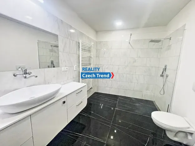 Prodej bytu 2+kk, Olomouc, Dolní náměstí, 61 m2