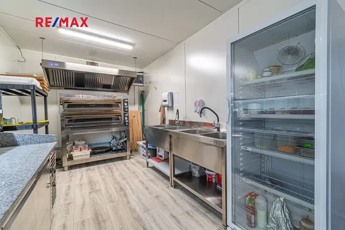 Prodej komerční nemovitosti, Plzeň, 27 m2