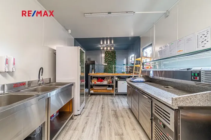 Prodej komerční nemovitosti, Plzeň, 27 m2