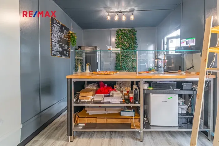 Prodej komerční nemovitosti, Plzeň, 27 m2