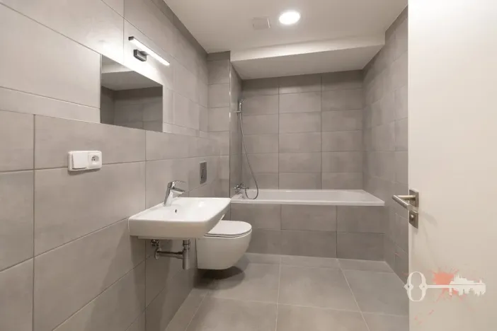 Pronájem bytu 1+kk, Praha - Uhříněves, Douchova, 32 m2