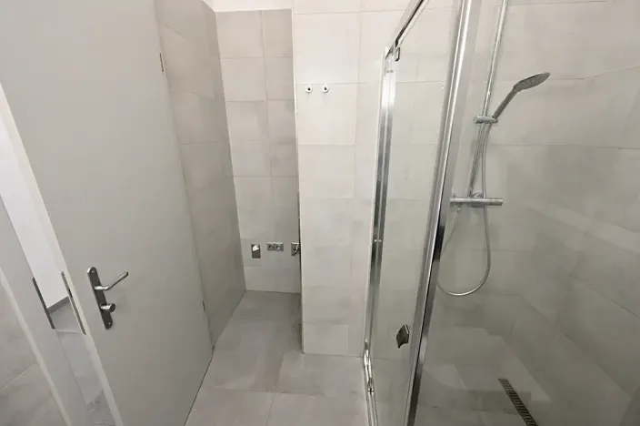 Pronájem bytu 1+kk, Praha - Vinohrady, Vinohradská, 41 m2