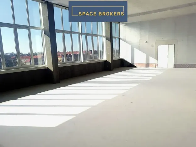 Pronájem skladu, Hradec Králové, 300 m2