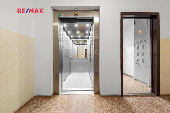 Prodej bytu 1+1, Praha - Chodov, Benkova, 30 m2