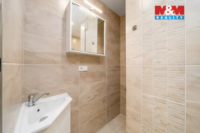 Prodej bytu 1+1, Děčín - Děčín XXVII-Březiny, Kosmonautů, 35 m2