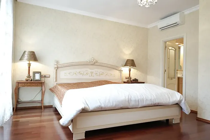 Prodej bytu 4+1, Karlovy Vary, Tylova, 182 m2