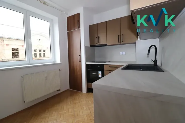 Pronájem bytu 2+1, Sokolov, Nádražní, 52 m2